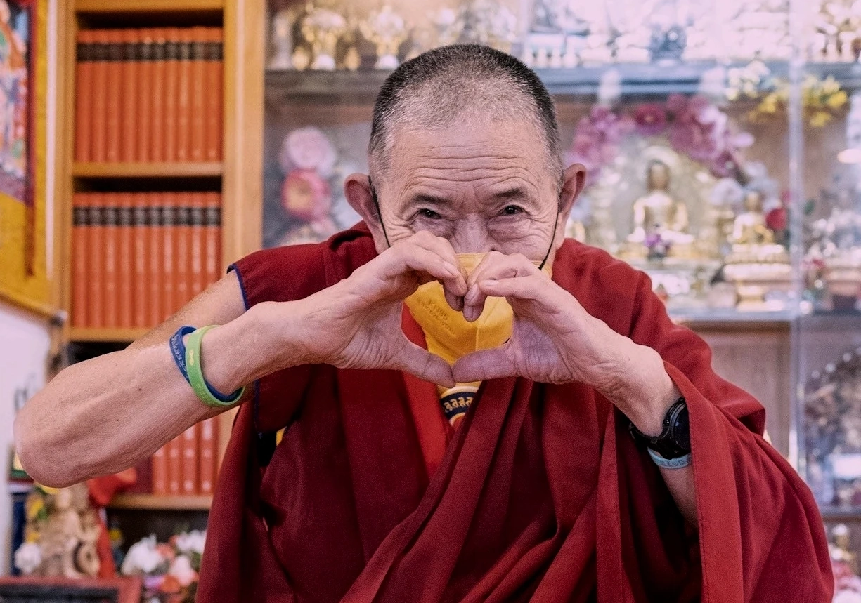 Kyabje Garchen Rinpoche