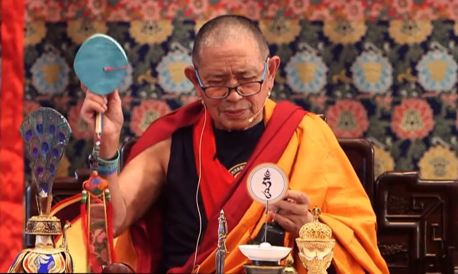 Kyabje Garchen Rinpoche