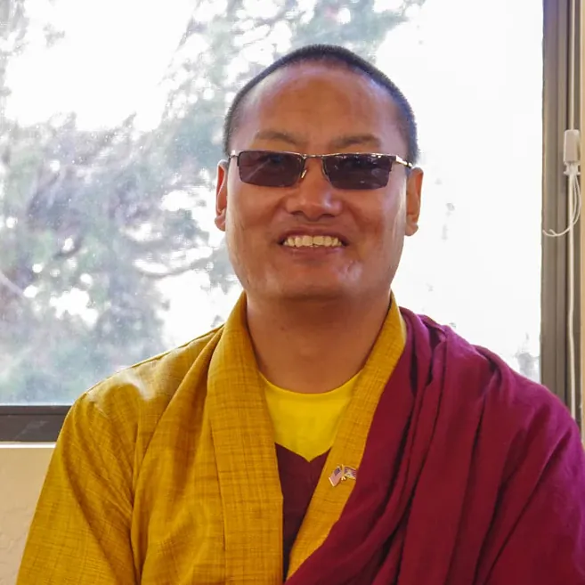 Khenpo Samdup Rinpoche